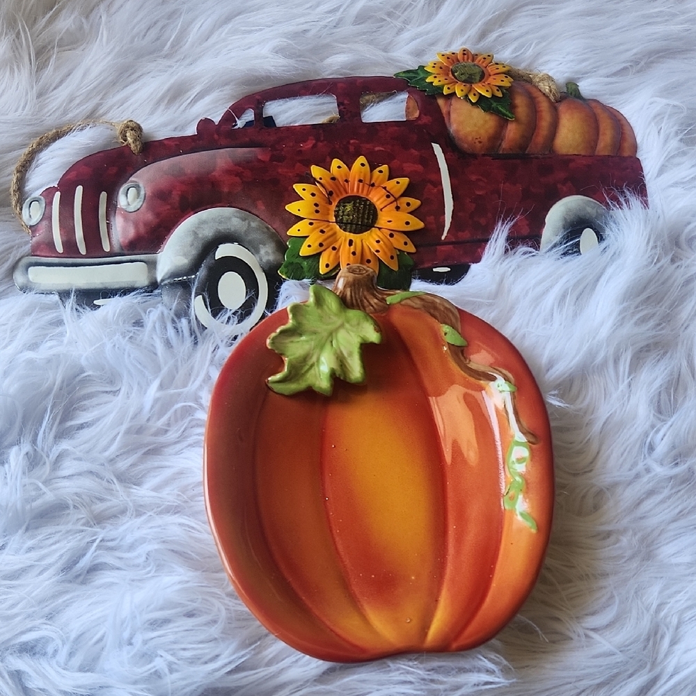 Red Truck Wall Decor with Sunflowers and Pumpkins and Glass Pumpkin Tray